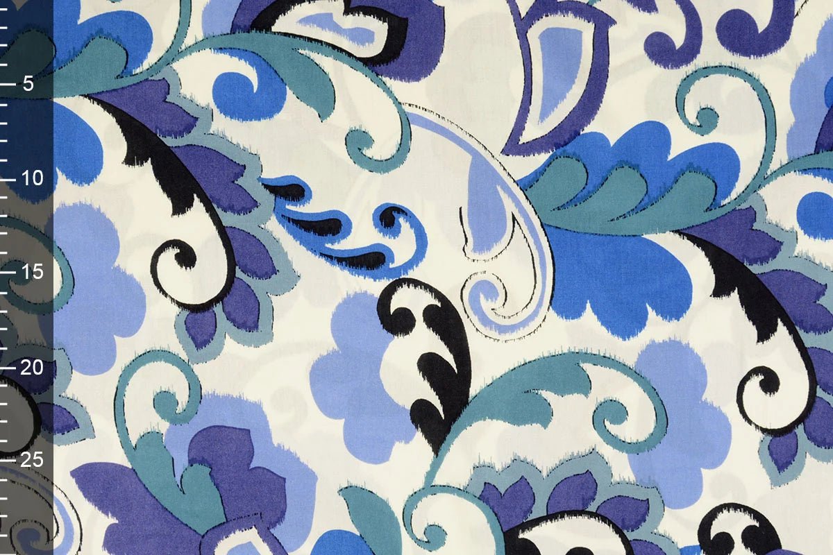100% viscose fabric - blue abstract motif 95 g/m²