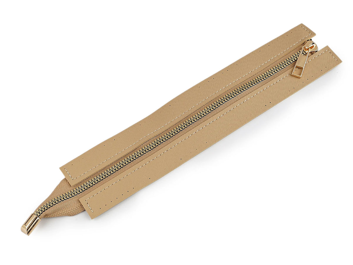 Laukun vetoketju tekonahkareunuksella – beige