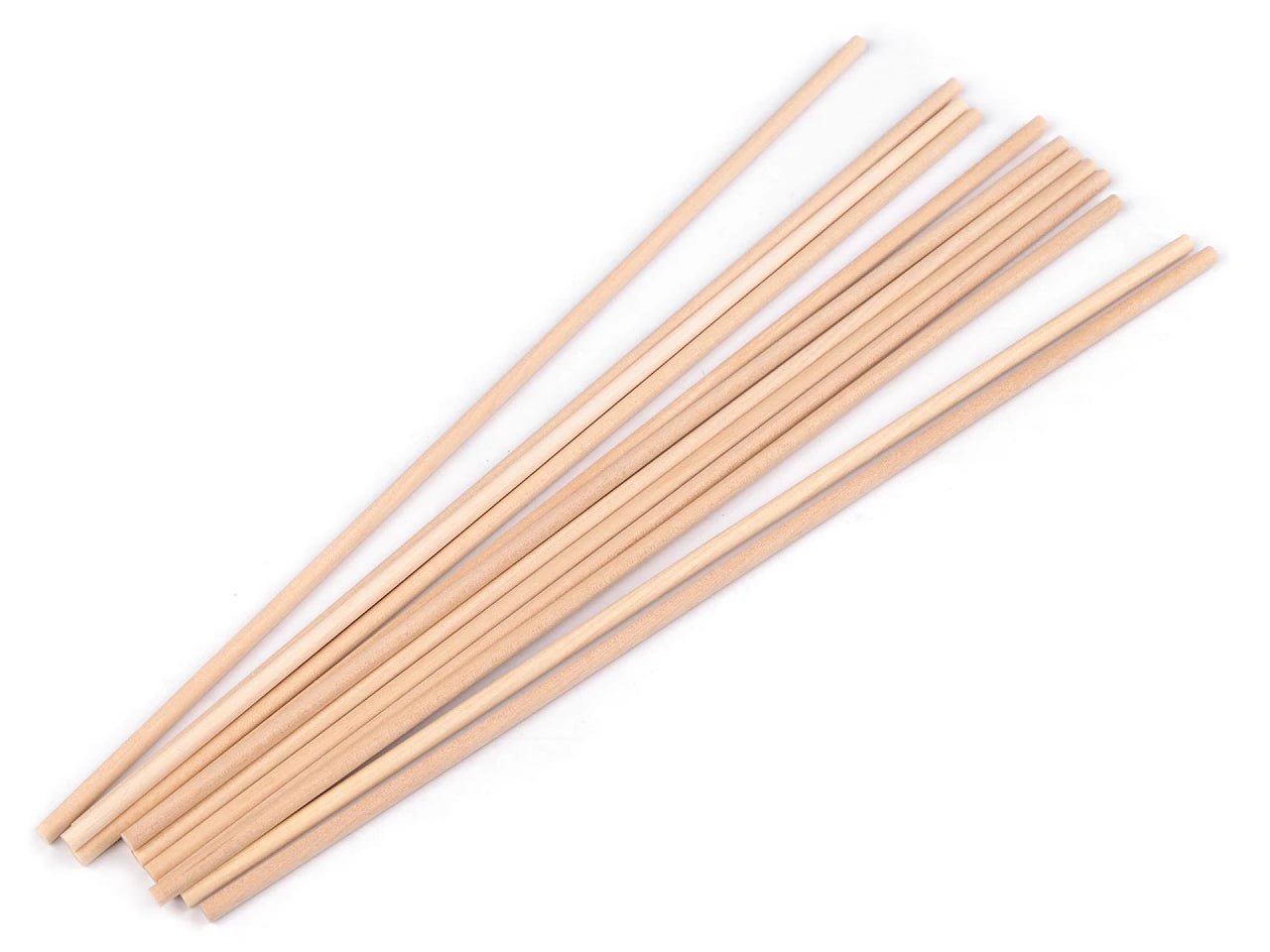 Image de tiges de bambou pour macramé (20–30 cm) – disponible chez Šarlotes audumi