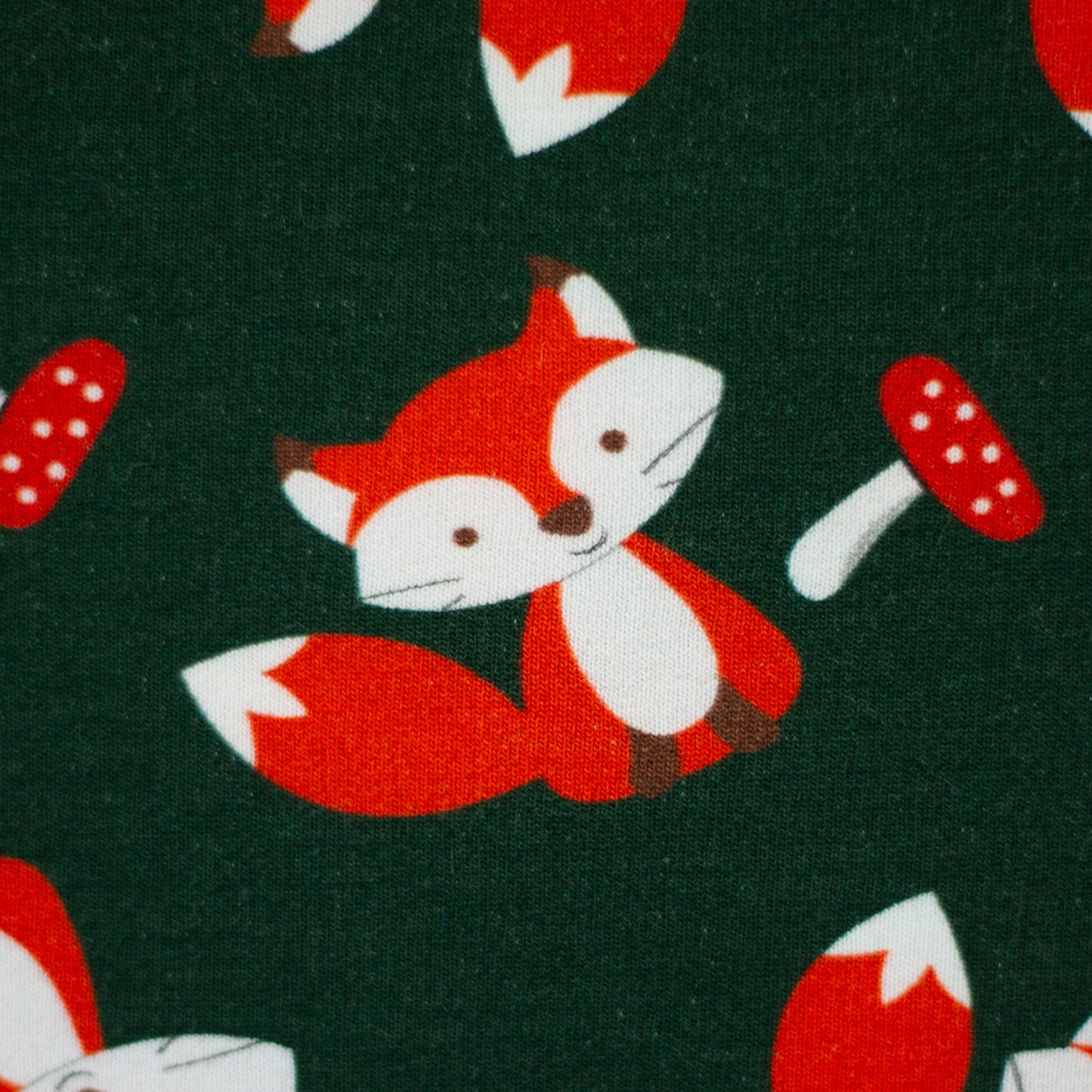 Image de jersey bouclé matelassé en coton - renards 230 g/m² – disponible chez Šarlotes audumi
