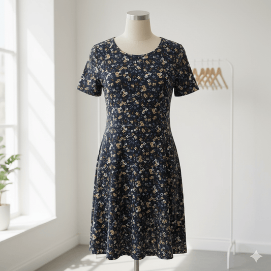 alt
Image with cotton knit fabric - small flowers on dark blue 200 g/m² – available at Šarlotes audumi