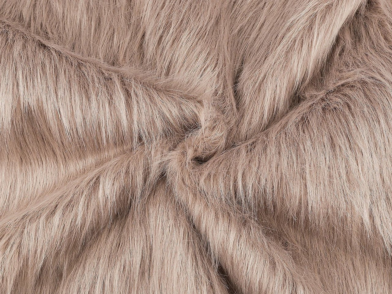 Image with Faux Fur - Brown 385 g/m² – available at Šarlotes audumi