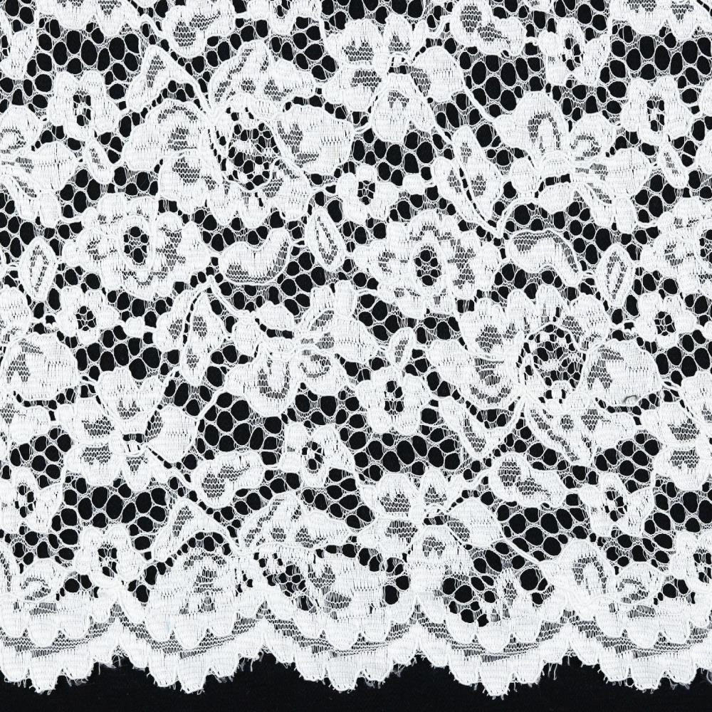 Tissu en dentelle blanc 130 g/m²