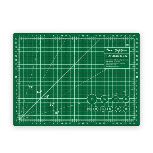 Image of Cutting mat 30x22 cm - green – available at Šarlotes audumi