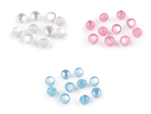 alt
Image with sew-on pearl / “cat’s eye” buttons, 11 mm – available at Charlotte Fabrics