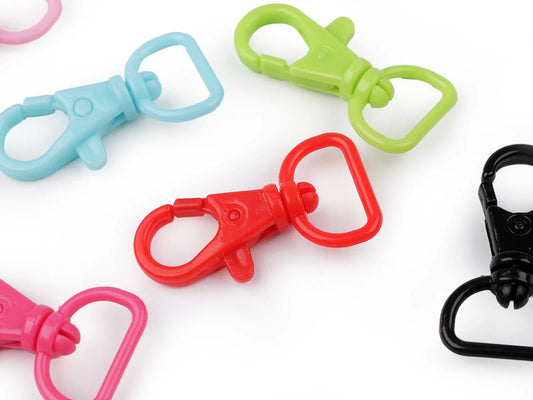 alt
Image de mousquetons en plastique avec mécanisme pivotant – 17 mm, lot de 5 | nuances variées – disponible chez Charlotte’s tissus