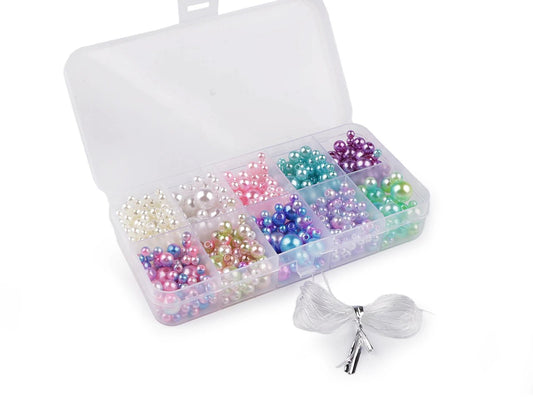 Plastic bead set