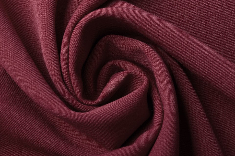 Gabardine de viscose avec élasthanne - rouge foncé 275 g/m²