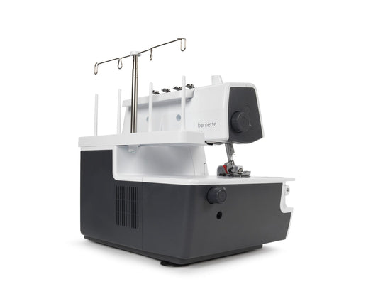 Bernette b44 overlock