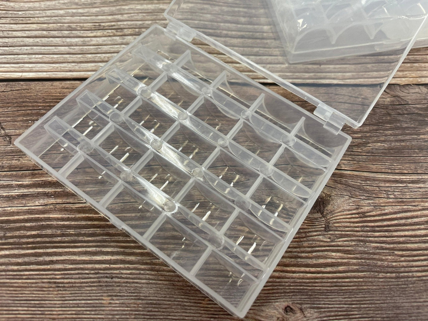 Boîte de rangement en plastique pour bobines