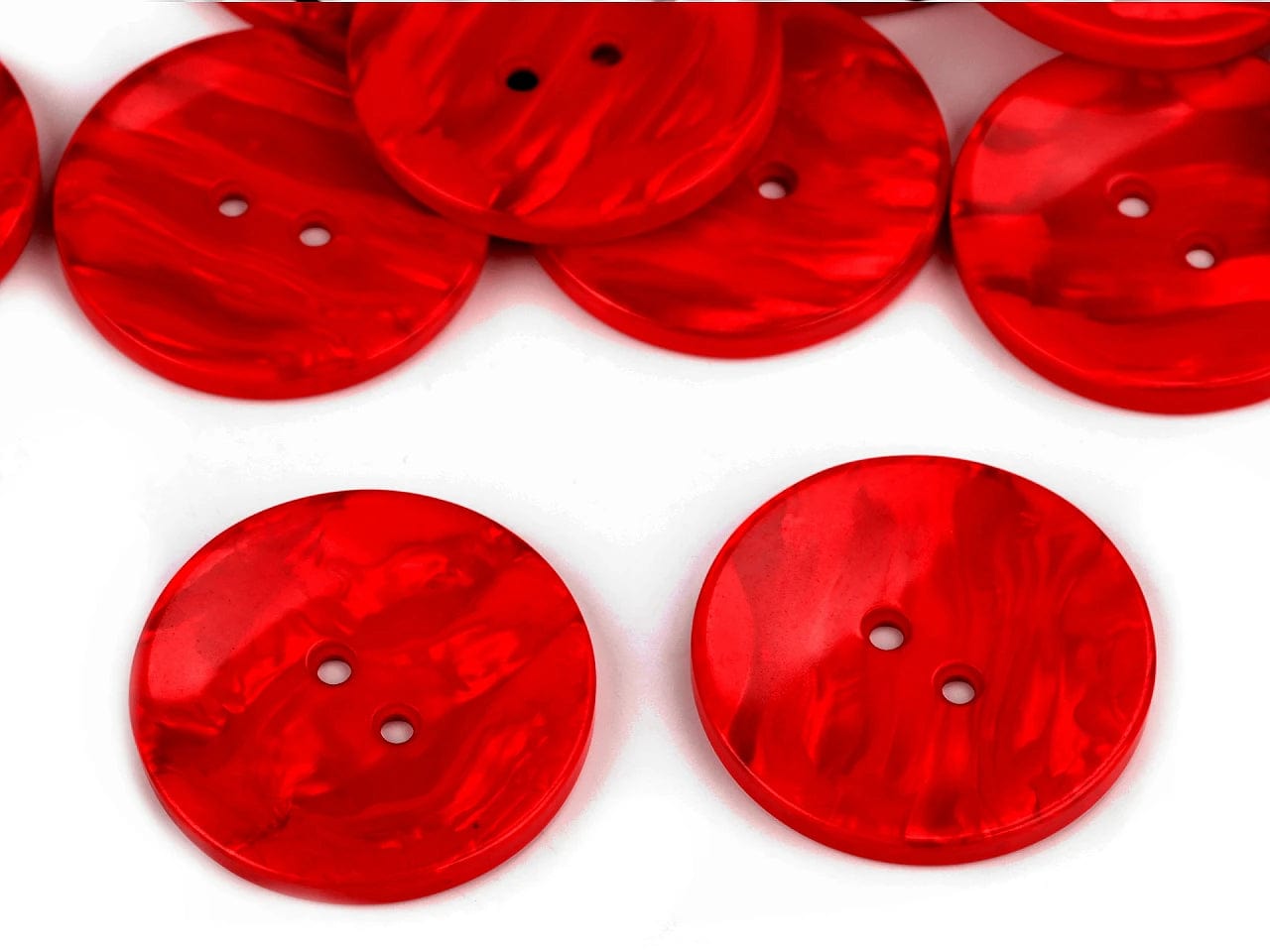 Rote Kunststoffknöpfe 3,5 cm