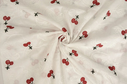 Tissu en coton brodé - cerises 110 g/m²