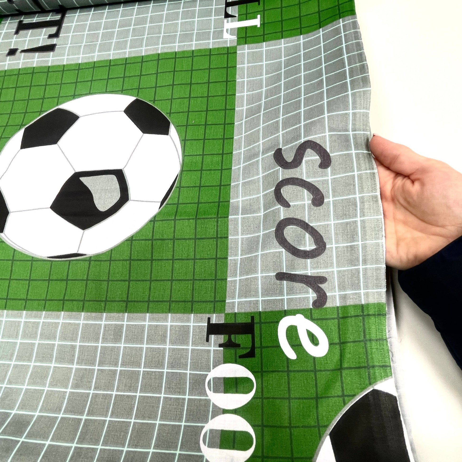100% cotton fabric-football 130 g/m²