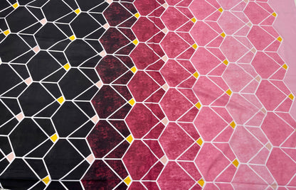 100% tissu en coton - motifs géométriques noirs et rosés 125 g/m²
