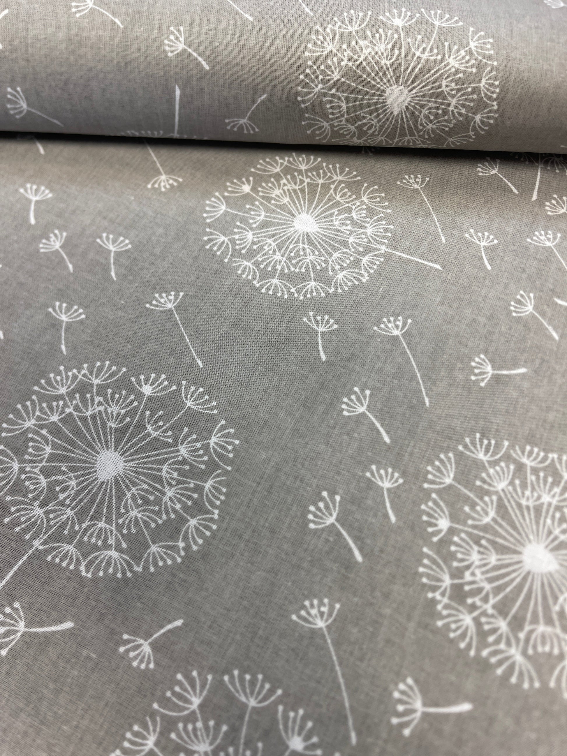 100 % coton - duvet de pissenlit sur fond gris 125 g/m²