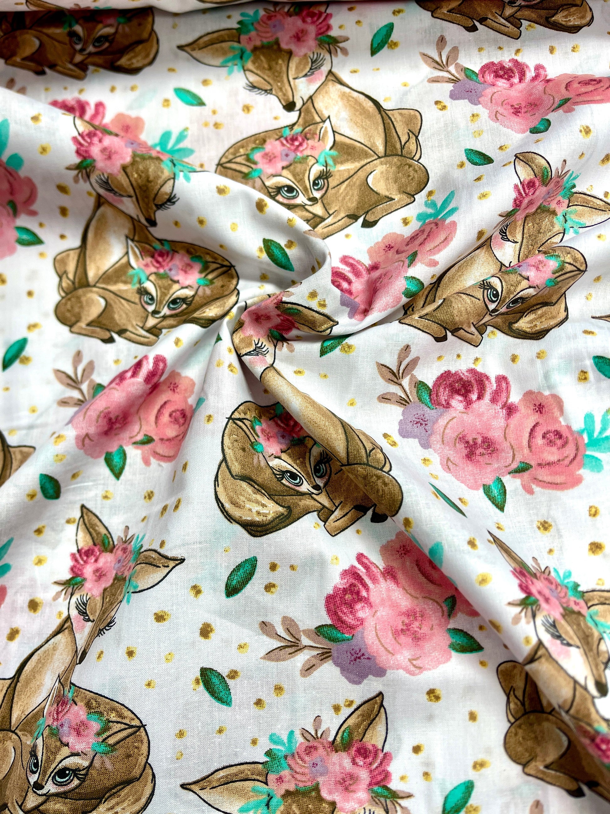 Tissu 100 % coton - faons dans les fleurs 125 g/m²