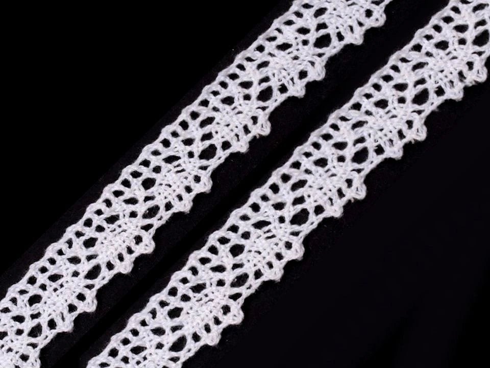 Image avec dentelle 100 % coton 1,5 cm - blanche – disponible chez Šarlotes audumi