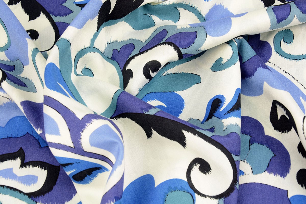100% Viscose fabric - blue abstract pattern 95 g/m²