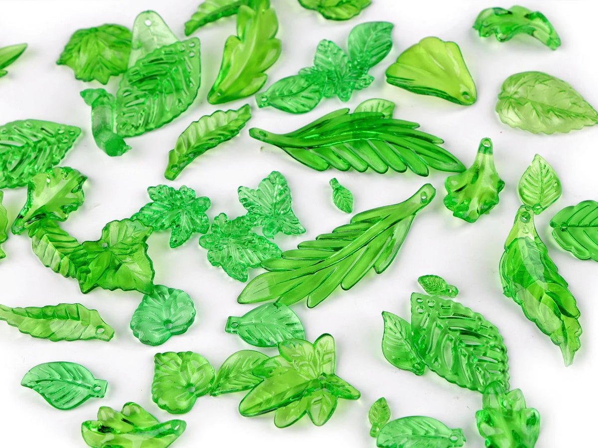 Plastmasas lapiņu pērlītes – dažādu formu un izmēru MIX