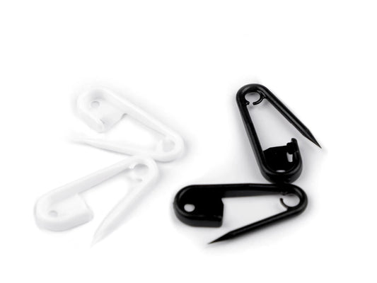 Image of black-and-white knitting markers - set of 20 pcs – available at Šarlotes audumi