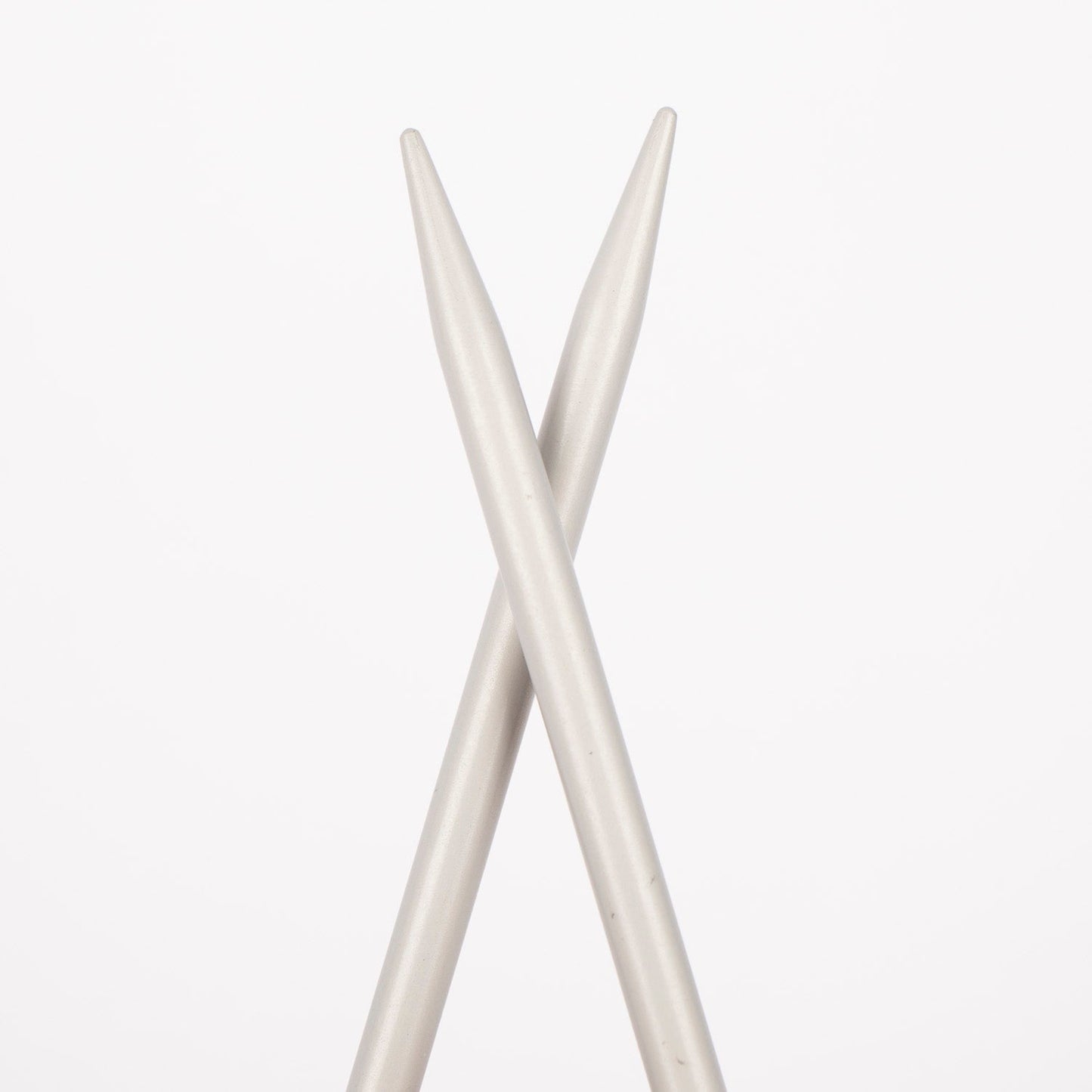 Image des aiguilles à tricoter circulaires DROPS 40 cm | taille 2.0 mm – 5.0 mm – disponible chez Šarlotes audumi