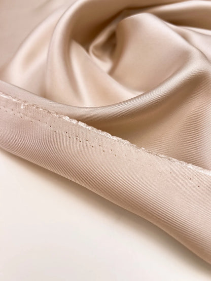 100 % silkkitvillikangas, beige-Italia