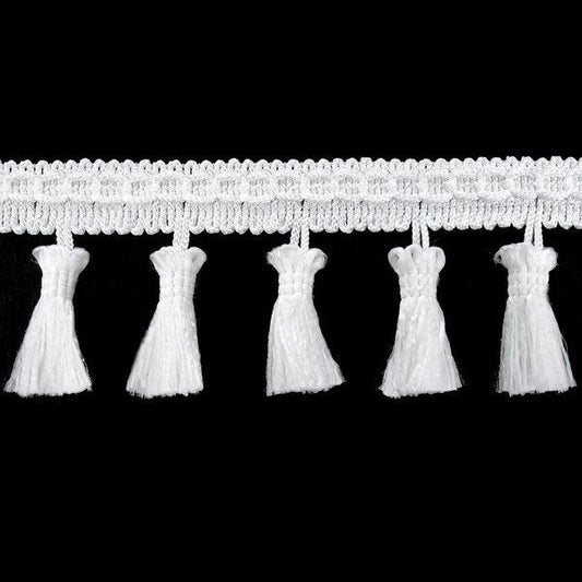 Image de ruban frangé à pompons 55 mm - blanc – disponible chez Šarlotes audumi