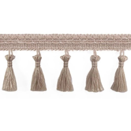 Image de ruban à franges avec pompons 55 mm - sable – disponible chez Šarlotes audumi