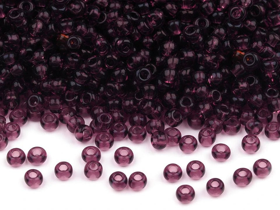 Image avec perles de verre tchèques Preciosa 4.5 mm 20 g | tons variés – disponible chez Šarlotes audumi