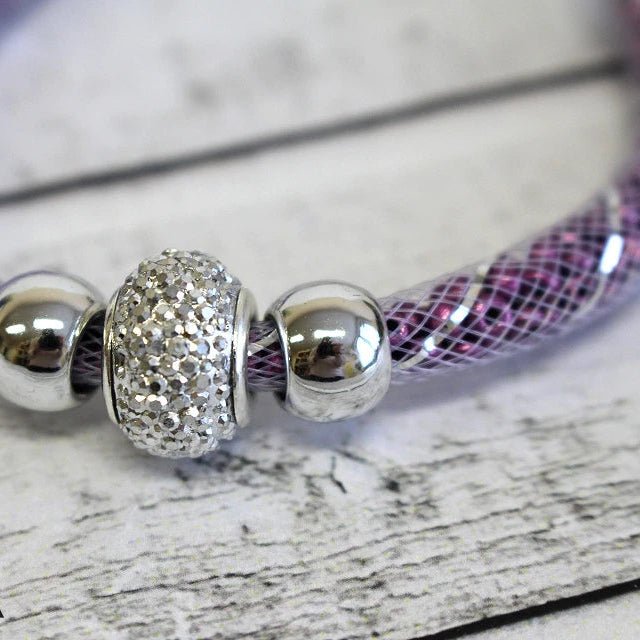 alt
Image with “Charm” beads with a metallic effect| 9 × 14 mm 10 pcs| assorted colors – available at Šarlotes audumi