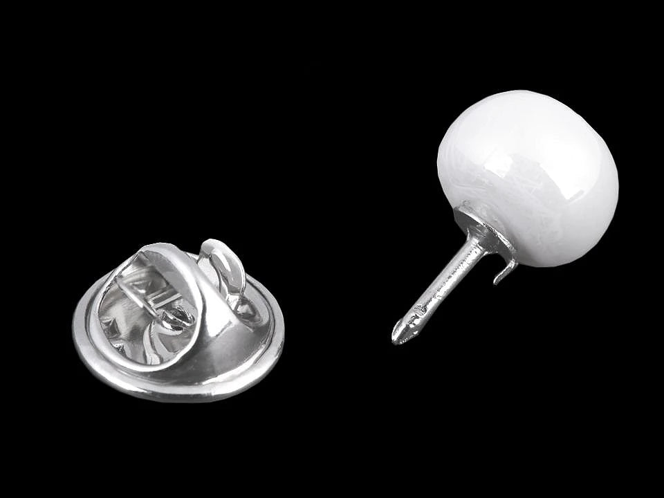Image avec broche/bouton perlé décoratif | Ø10 mm – disponible chez Šarlotes audumi