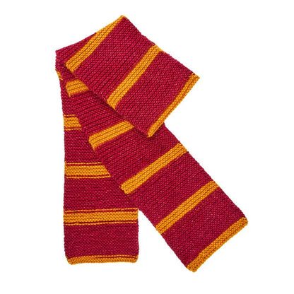 Kuva: DMC Harry Potter Magic -lanka 300 g / 410 m – itsestään raidoittuva lanka Tylypahkan tupien väreissä – saatavilla verkossa Charlotten kankaista