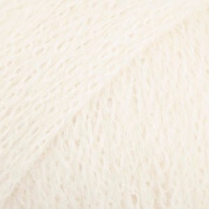 Yarn DROPS Sky - 50 g / 190 m