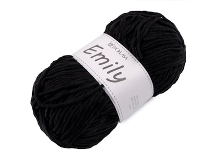 Attēls ar Dzijas Emily - plīša dzija - 100g / 120 m – pieejams Šarlotes audumi