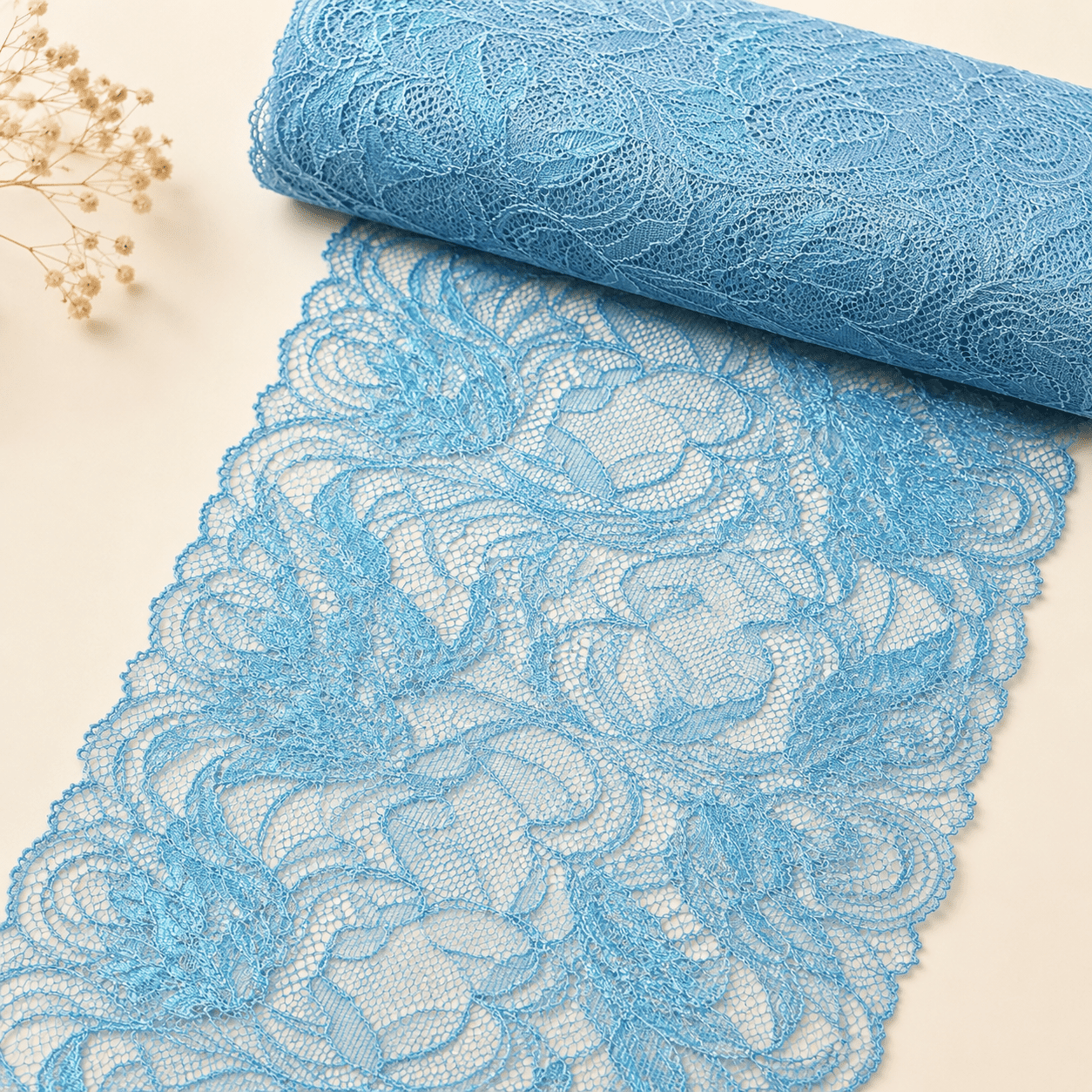 Image of elastic lace 16 cm, sky blue – available online at Šarlotes audumi