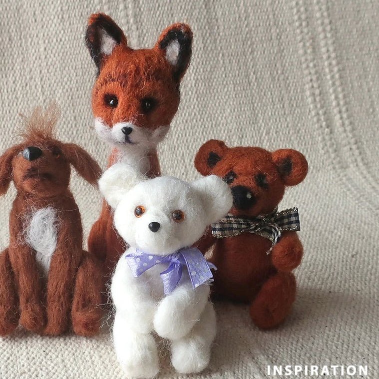 felting needles (3 pcs., different sizes)