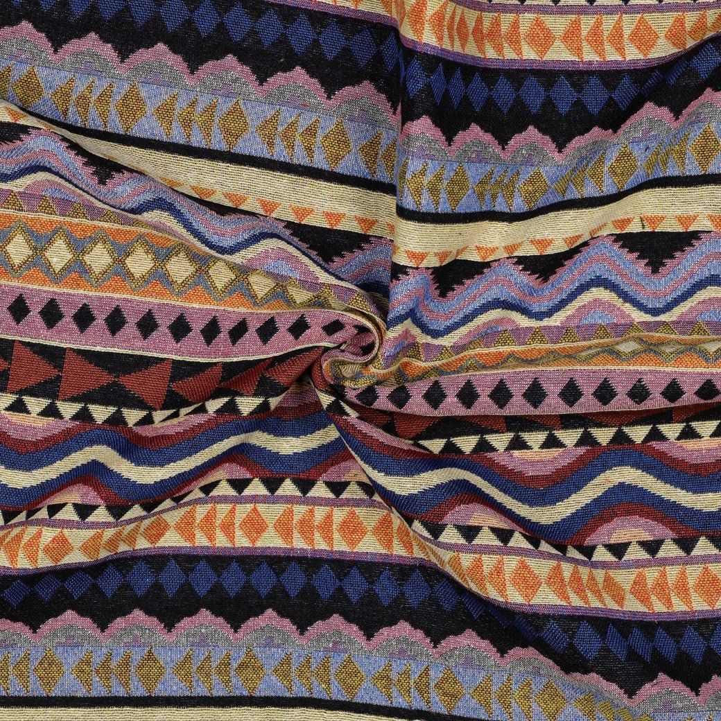 Image d’une tapisserie à motif moucheté 250 g/m² – disponible chez Šarlotes audumi