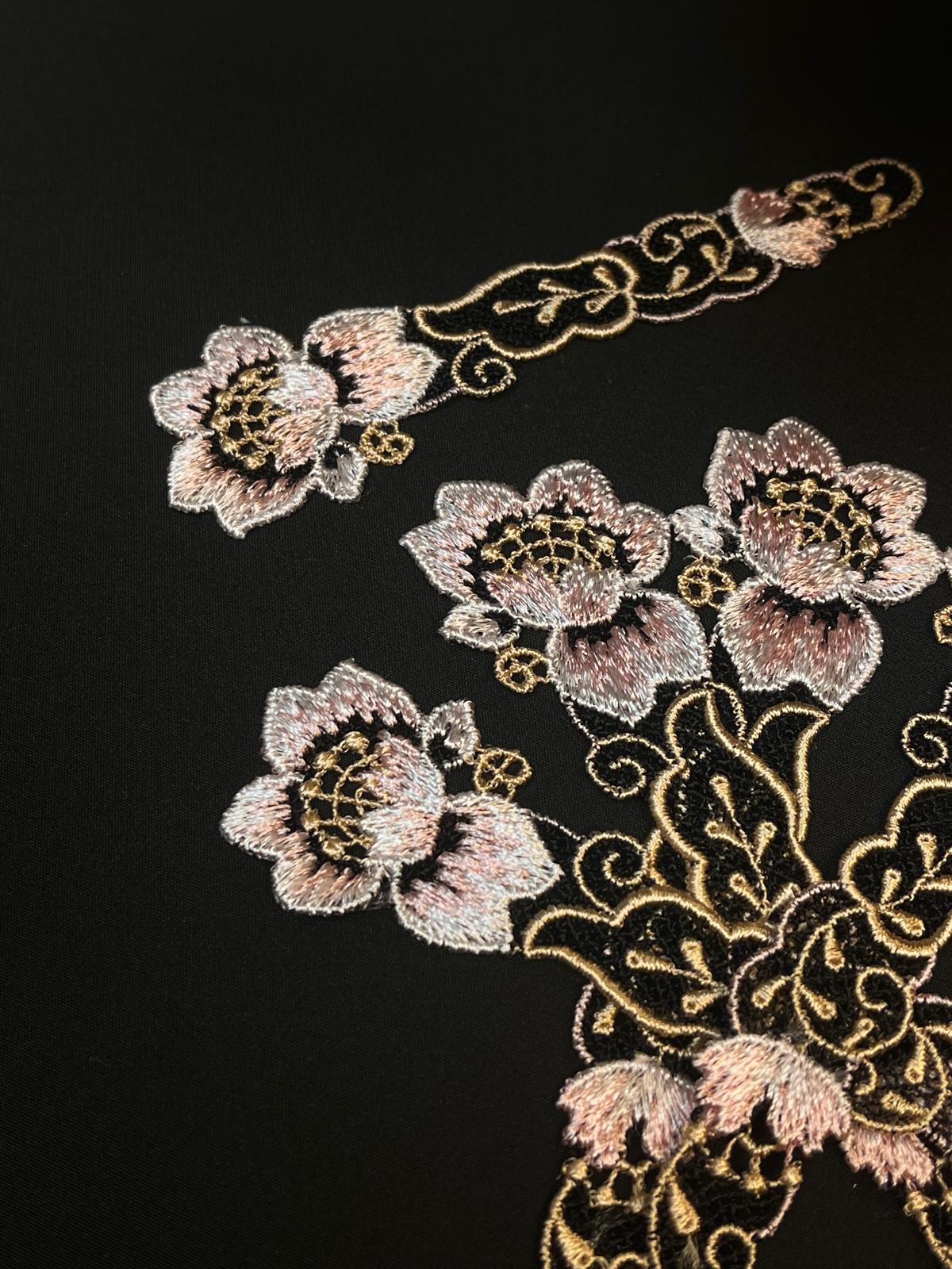 Attēls ar Ielāps/uzšuve 12 x 3,5 cm – pieejams Šarlotes audumi