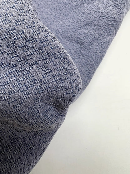 Attēls ar Itālijas poliamīda un zīda divkāršā pinuma audums – zils | 83% poliamīds, 17% zīds | 230 g/m² | 140 cm – pieejams Šarlotes audumi