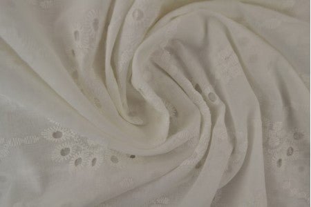 Embroidered cotton fabric - white floral motif 100 g/m²