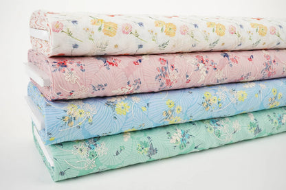 Image de tissu en coton brodé - fleurs d'été 115 g/m² – disponible chez Šarlotes audumi