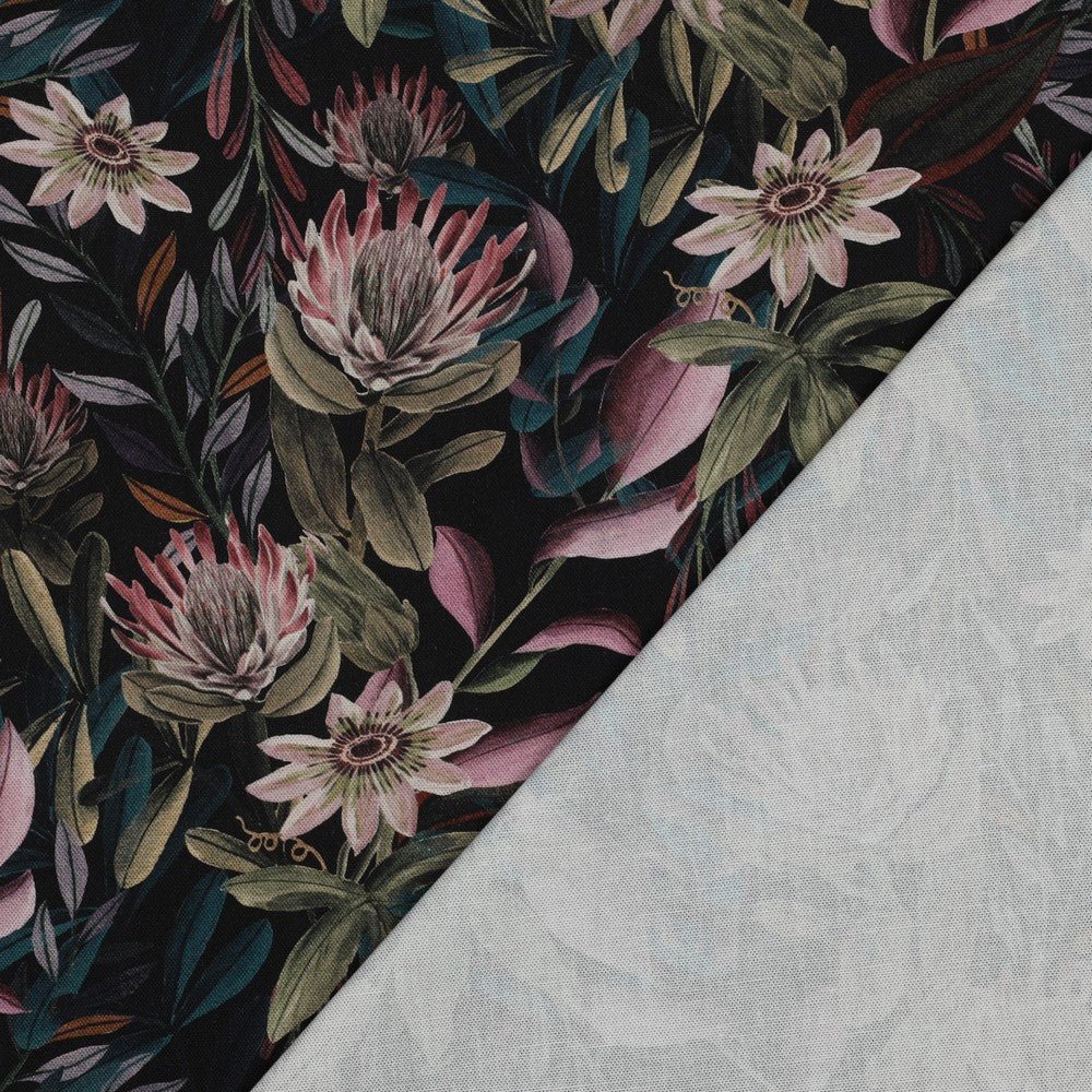 alt
Image avec tissu canvas - fleurs 225 g/m² – disponible chez Charlotte audumi