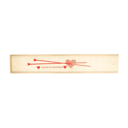 Wooden box for knitting needles