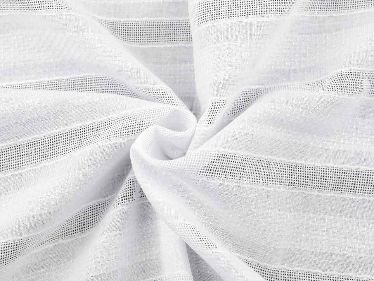 Image du tissu de rideau en coton 105 g/m² – disponible chez Šarlotes audumi