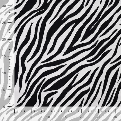 Image du tissu en maille bouclette de coton – zèbre 230 g/m², disponible chez Šarlotes audumi
