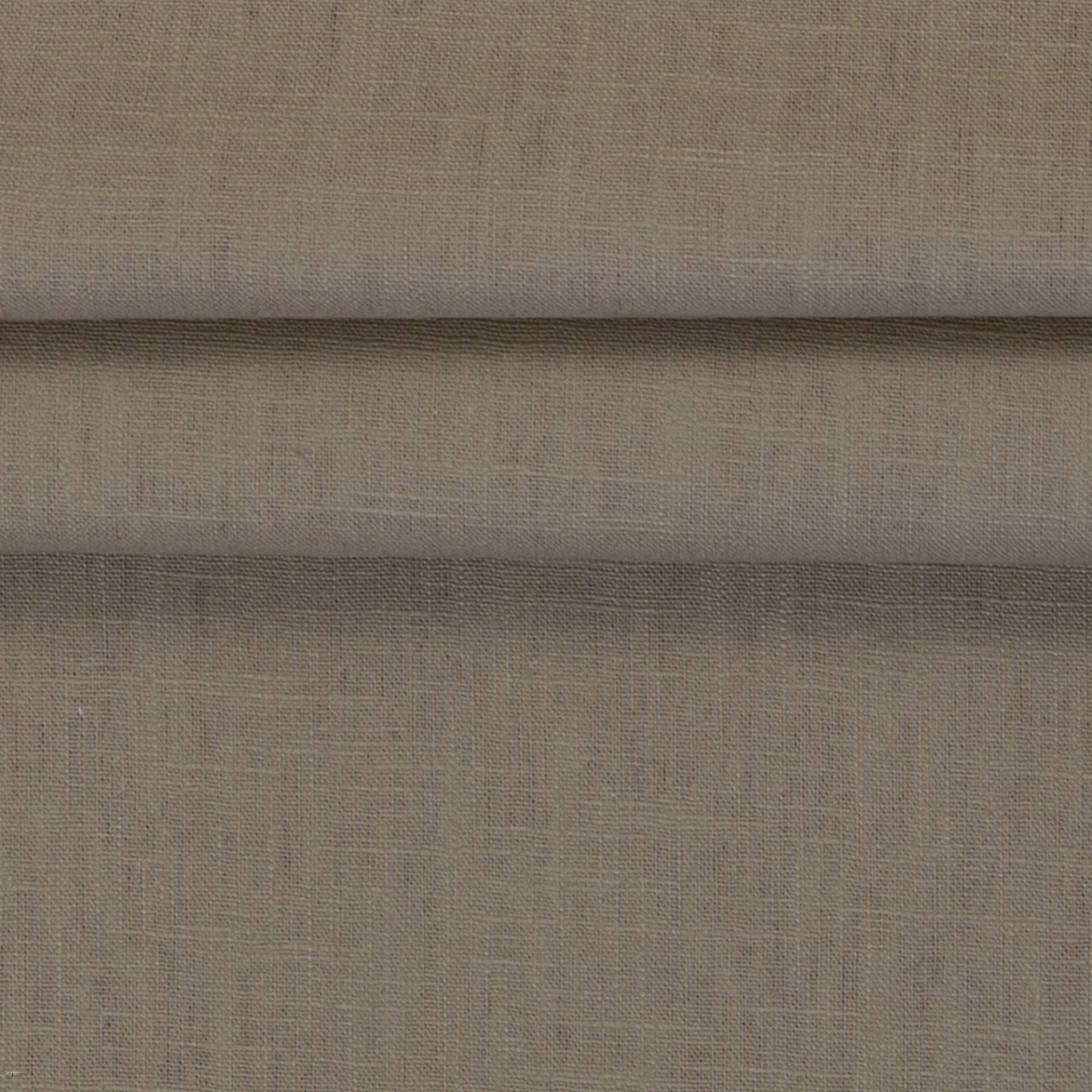 Image avec tissu en lin–bord de sable 235 g/m² – disponible chez Šarlotes audumi