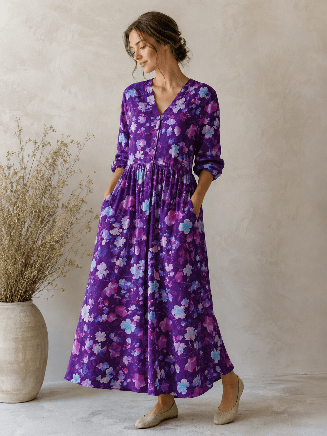 Image de lin et coton - feuilles sur fond violet 170 g/m² – disponible chez Šarlotes audumi