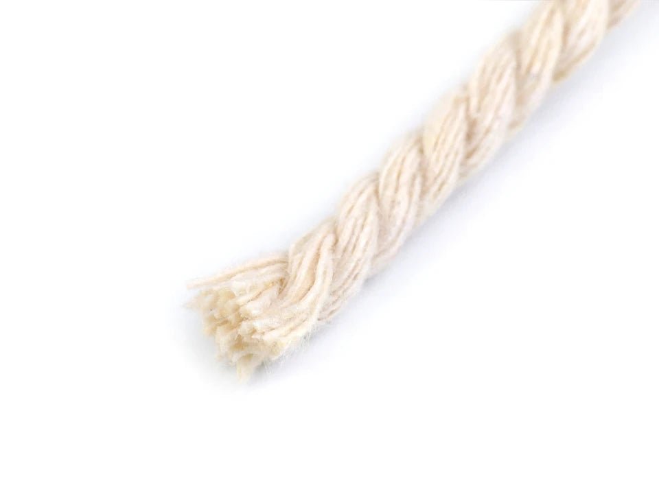 Image avec corde en coton Macramé Macrame Ø5 15 m|de différentes teintes – disponible chez Šarlotes audumi