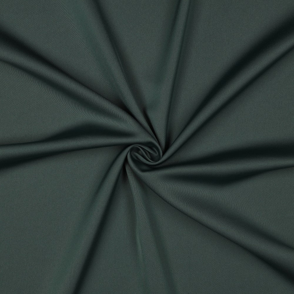 Image avec tissu en soie artificielle - vert armée 140 g/m² – disponible chez Šarlotes audumi