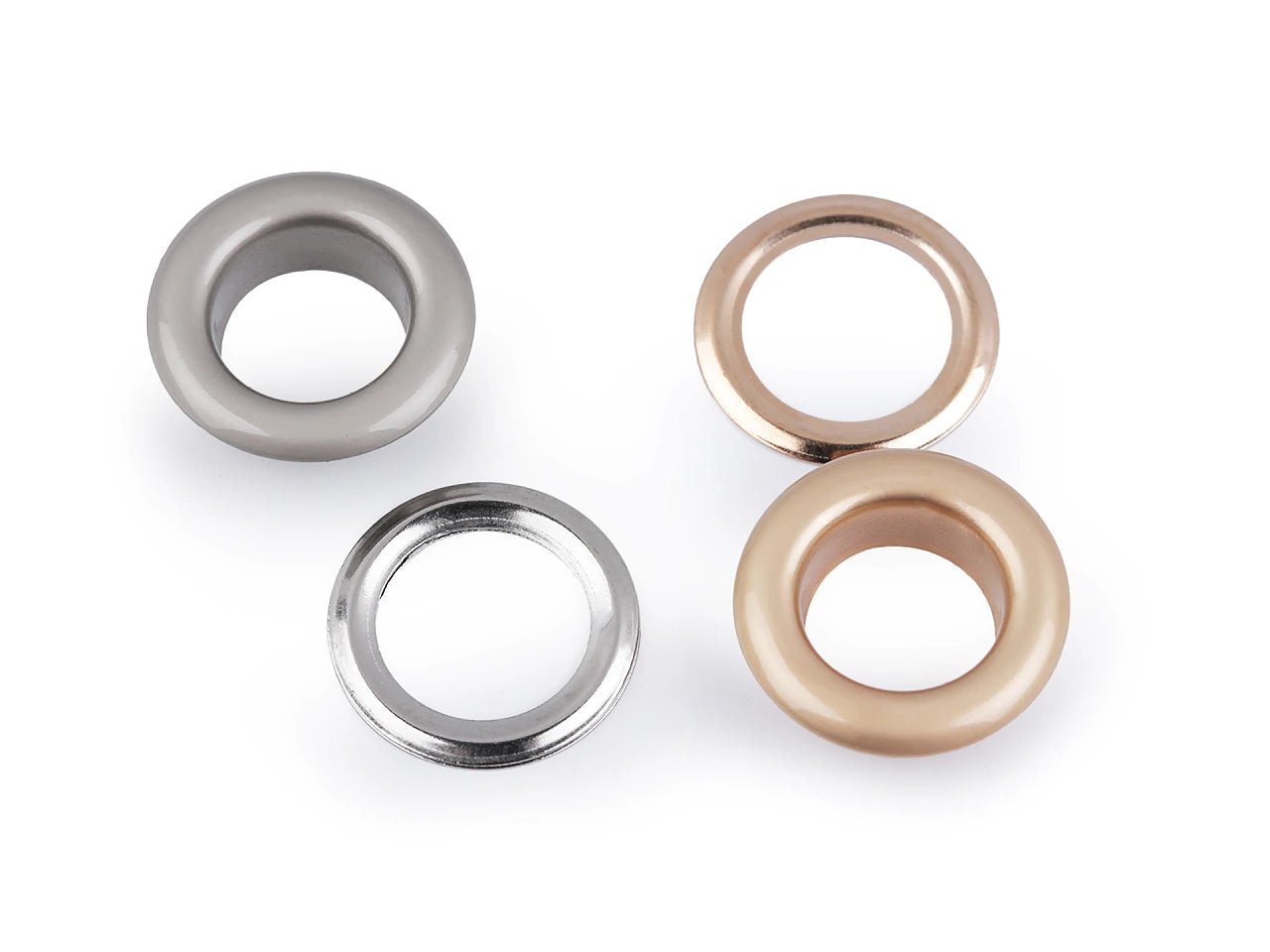 Image avec anneaux métalliques, Luversi, Ø intérieur 10 mm / Ø extérieur 17 mm |10 pièces|, tons variés – disponible chez Šarlotes audumi